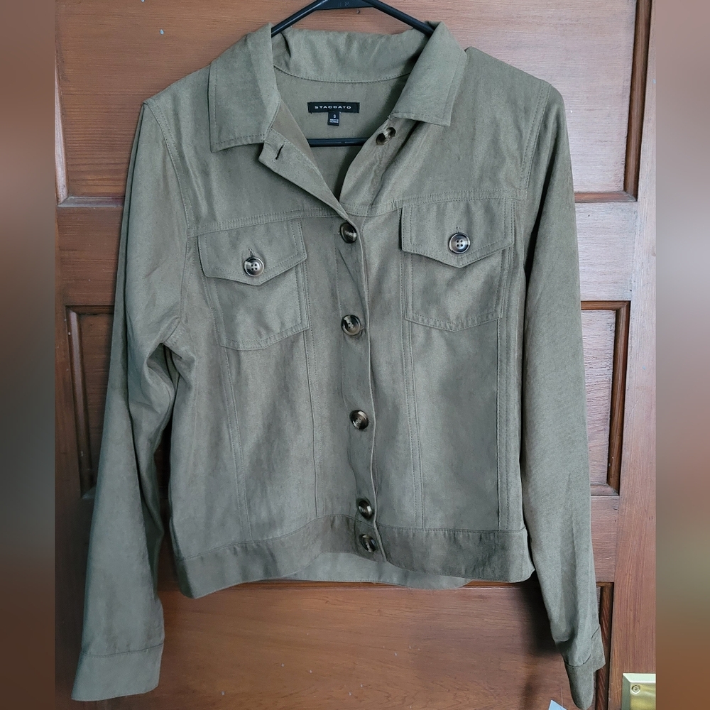NWT green textured button down shirt Drygoods Staccato